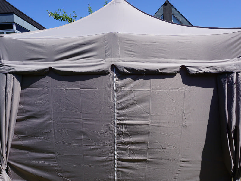 Faltzelt FleXtents PRO "Peaked" 3x6m Latte, mit 6 Seitenwänden und 6 dekorative Gardinen
